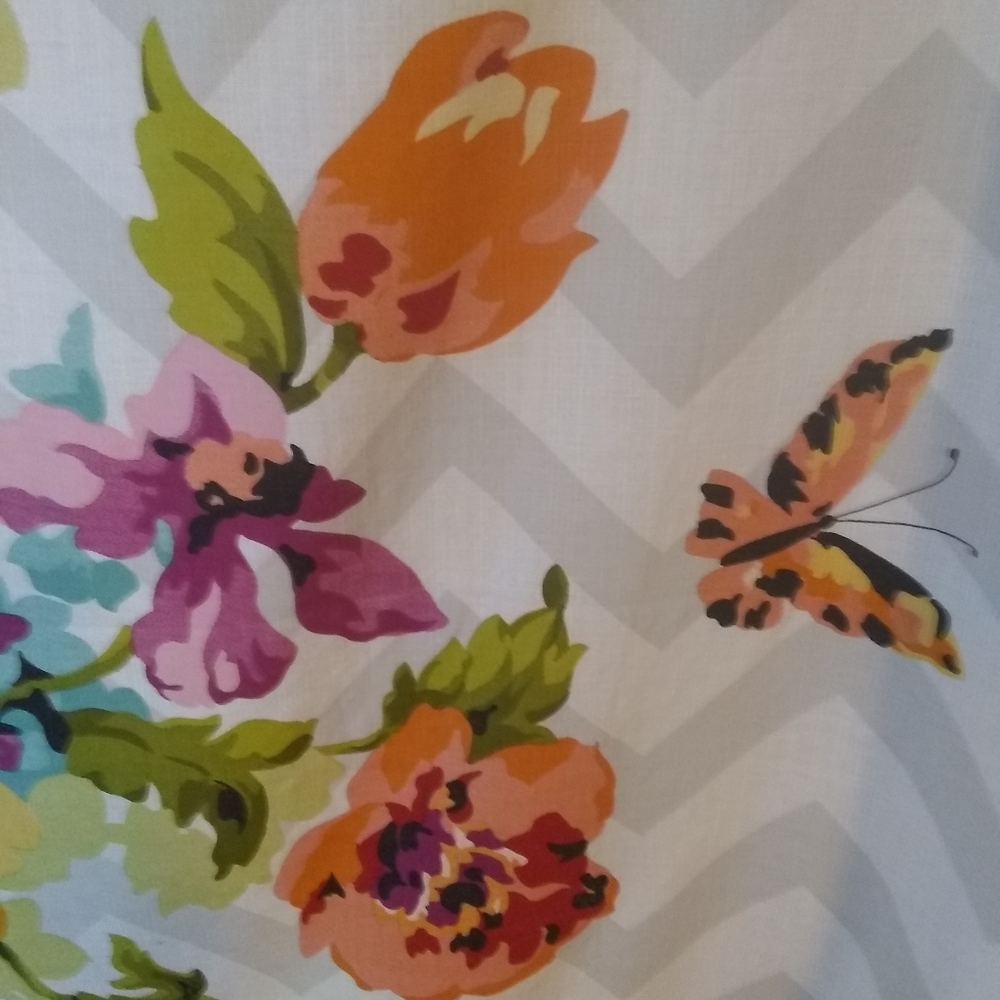 SHOWER CURTAIN - WORLD MARKET